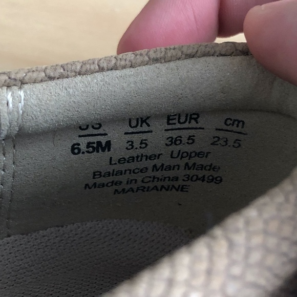 NATURALIZER Marianne Leather Loafers - Picture 7 of 15